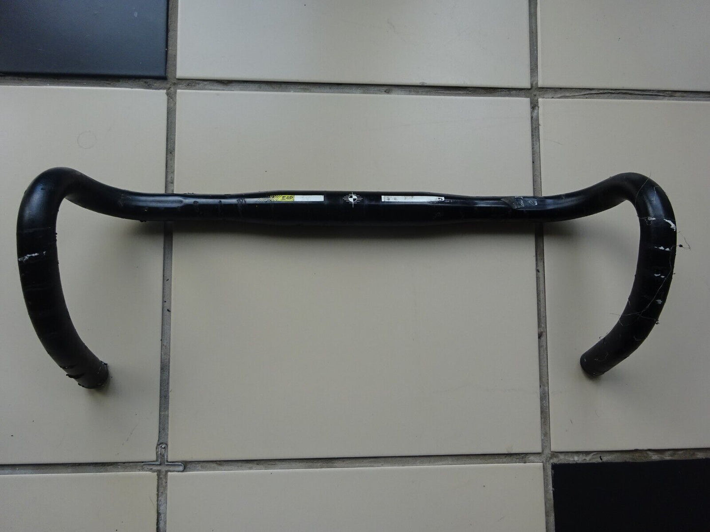 Boardman EP4 Drop Handlebars Aluminium 440mm 44cm
