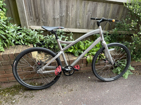 2009 Specialized Globe San Francisco 1 (single Speed 19”/48cm unisex bike)