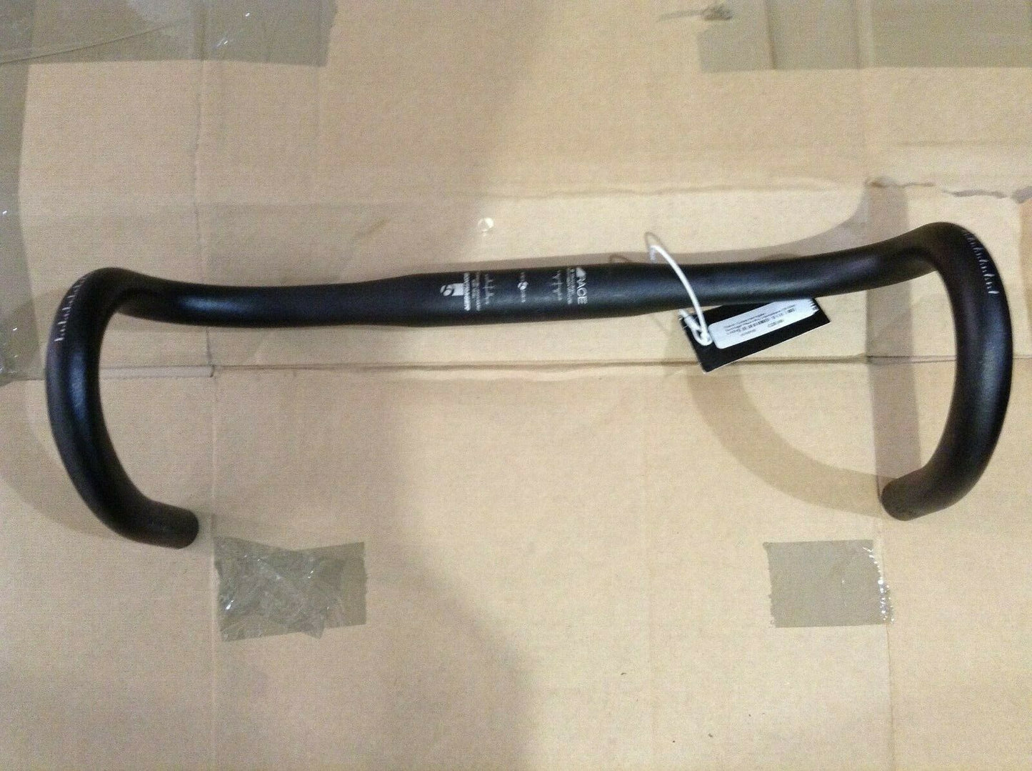 Bontrager Race VR-C OS Aluminium 42cm Drop Handlebar Black