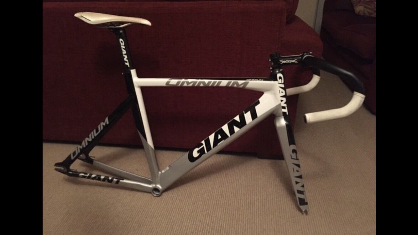 GIANT OMNIUM FRAME. Track Bike Frame Set
