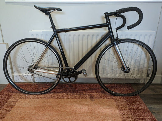 Giant Bowery Fixed Gear Bicycle