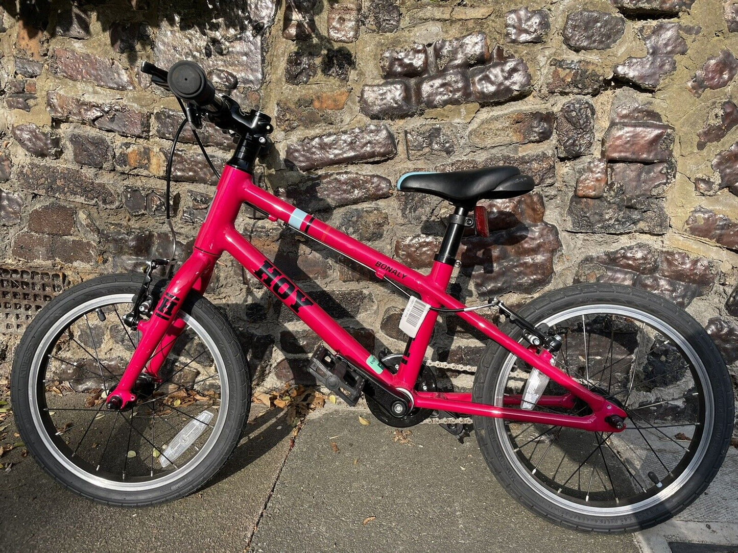Hoy Bonaly 16" Lightweight Kids Bike Pink Single Gear