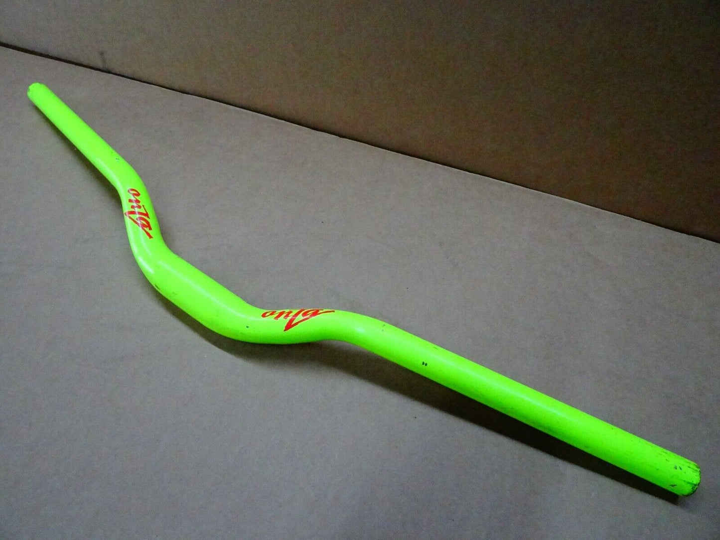 Onza Steel Freestyle / Dirt Jump Riser Handlebars 700mm Width / 31.8mm Strong!