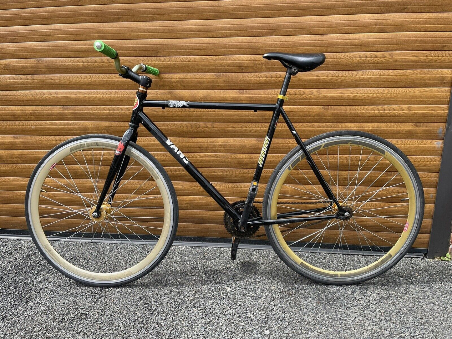 Santa Cruz fixie single speed messenger custom rat bike Charge Quando fixed gear