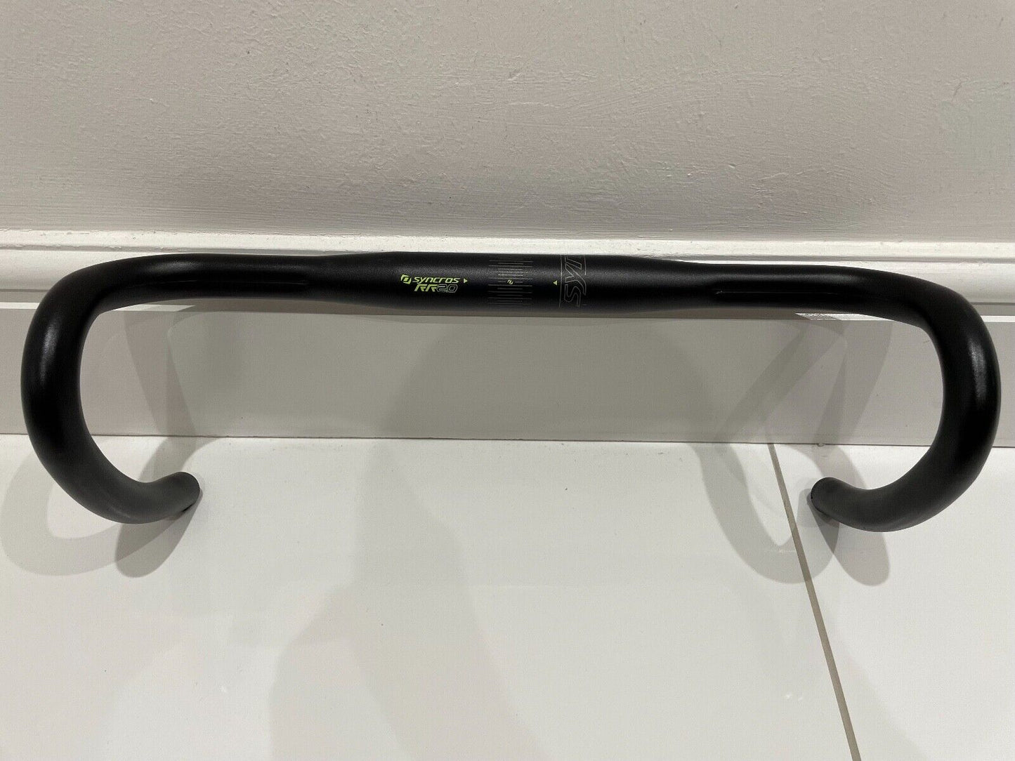 Syncros RR2.0 420mm Aluminium Road Bike Drop Handlebars, Yellow