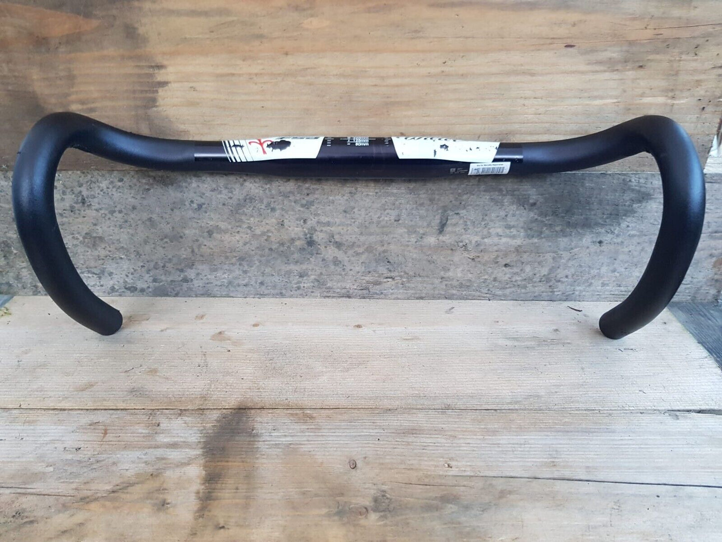 Wilier Triestina FSA Drop Bar 31.8mm dia. 420mm C-C. 125mm drop. 80mm reach.
